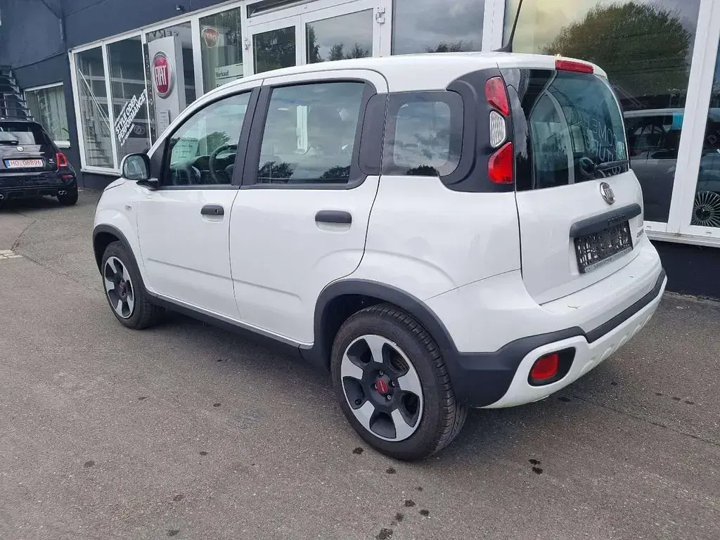 Gebraucht Fiat Panda Cross Cross 69 PS (50 kW) 2023 Gelato weiß Kleinwagen