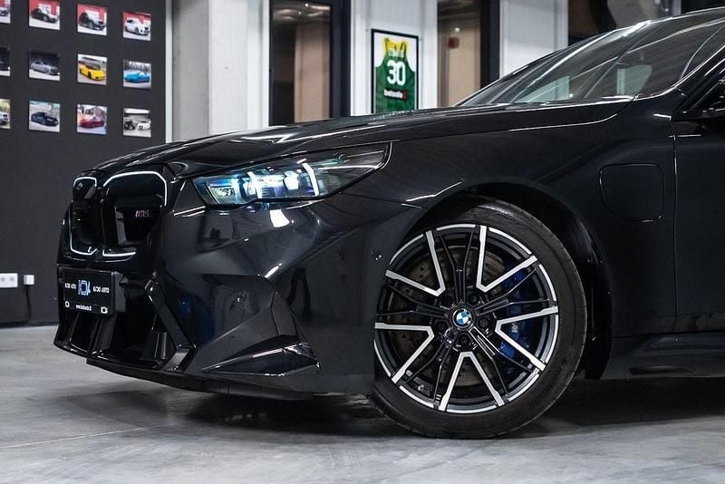 Gebraucht BMW M5 Basis 727 PS (534 kW) 2024 Schwarz Limousine