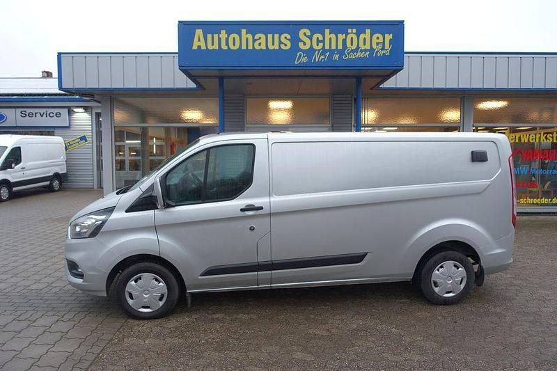 Gebraucht Ford Transit Custom Trend 131 PS (96 kW) 2022 Silber Van / Kleinbus