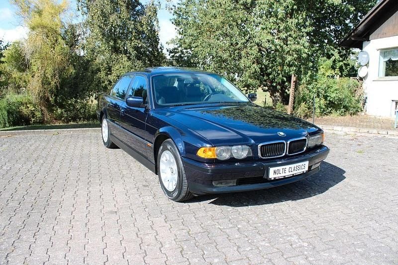 Blau Gebraucht 1999 BMW 728 Shadowline Limousine | 18.990 € (Etwas zu teuer) - Bild 1/4