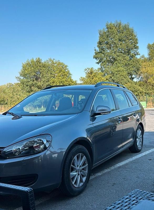 Grau Gebraucht 2011 VW Golf VI Kombi | 5.799 € (Teuer) - Bild 1/4