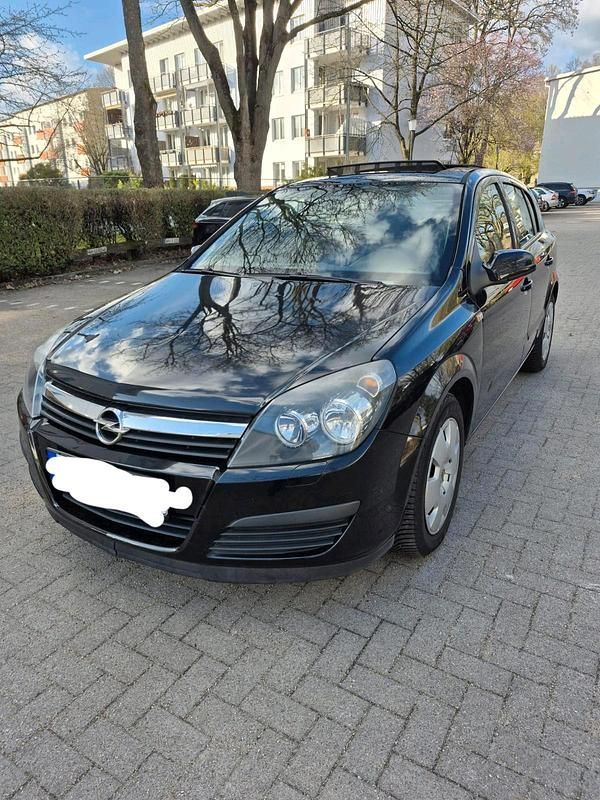 Gebraucht Opel Astra 105 PS (77 kW) 2006 Schwarz Kleinwagen