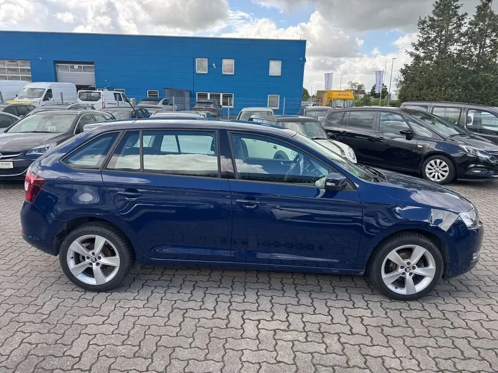 Gebraucht Skoda Rapid Cool Edition 95 PS (69 kW) 2018 Blau Kleinwagen