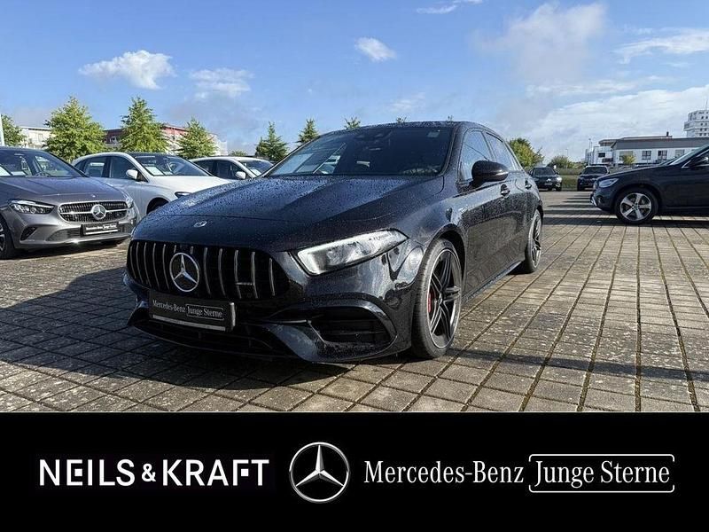 Unilack nachtschwarz Gebraucht 2021 Mercedes A45 AMG AMG Limousine | 47.970 € (Fairer Preis) - Bild 1/4