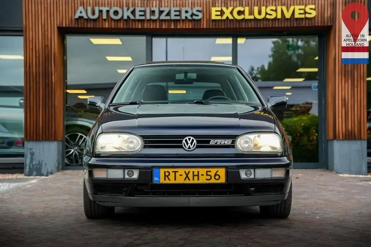 Gebraucht VW Golf III 174 PS (127 kW) 1997 Moonlightblue pareleffect Limousine