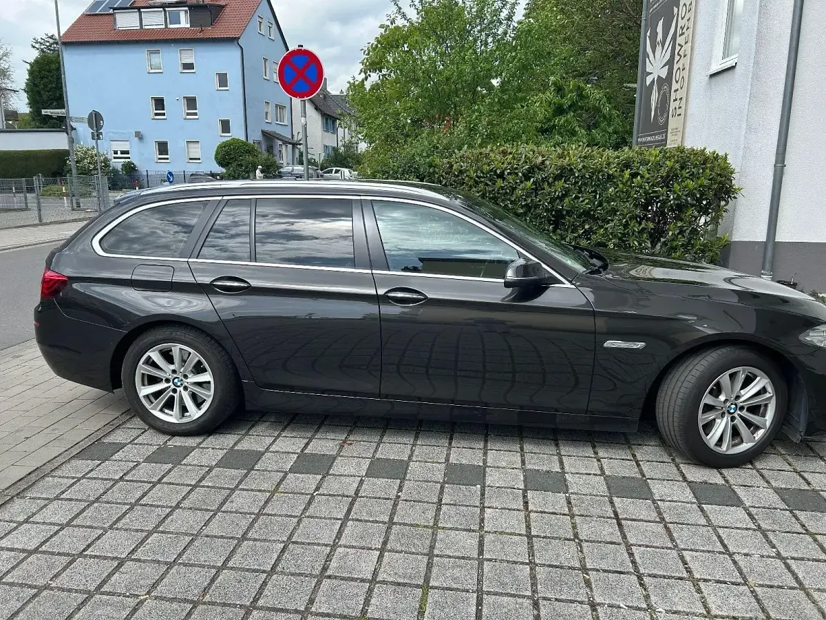 Gebraucht BMW 530 258 PS (189 kW) 2015 Kombi