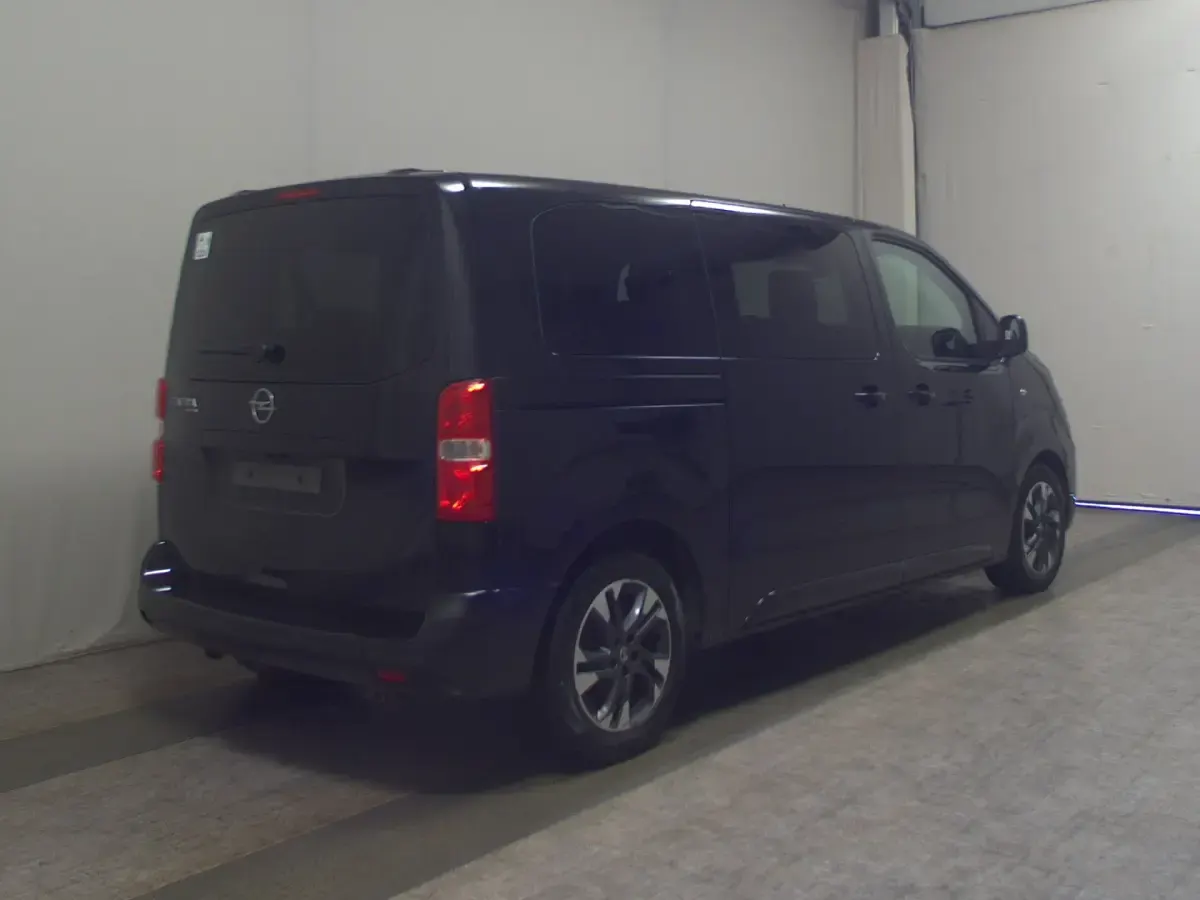 Gebraucht Opel Vivaro-e Combi Edition 144 PS (105 kW) 2022 Schwarz Van / Kleinbus