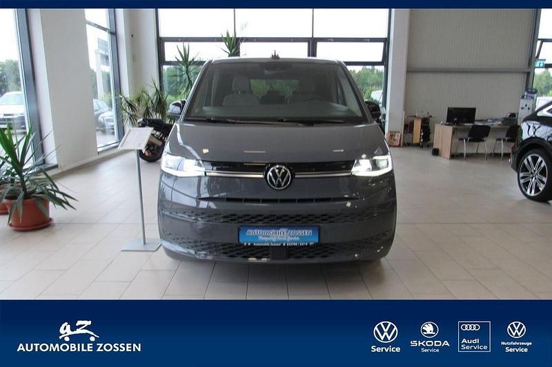 Grau Gebraucht 2023 VW Multivan Life Van / Kleinbus | 46.890 € (Superpreis) - Bild 1/4