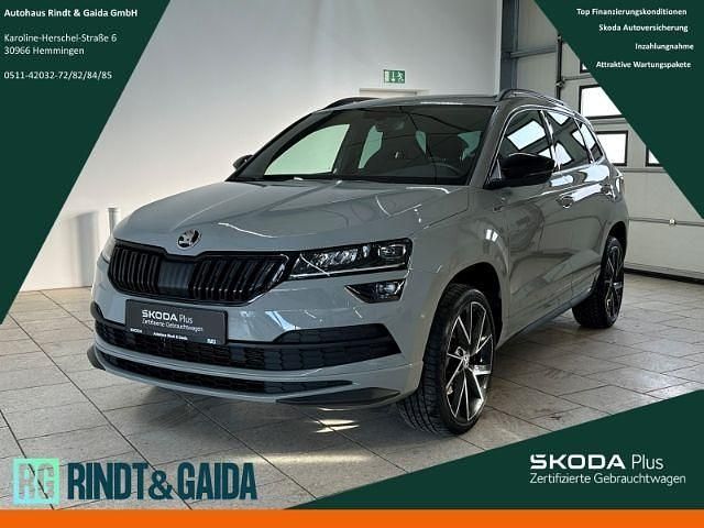 Grau Gebraucht 2021 Skoda Karoq SportLine SUV | 25.790 € (Fairer Preis) - Bild 1/4