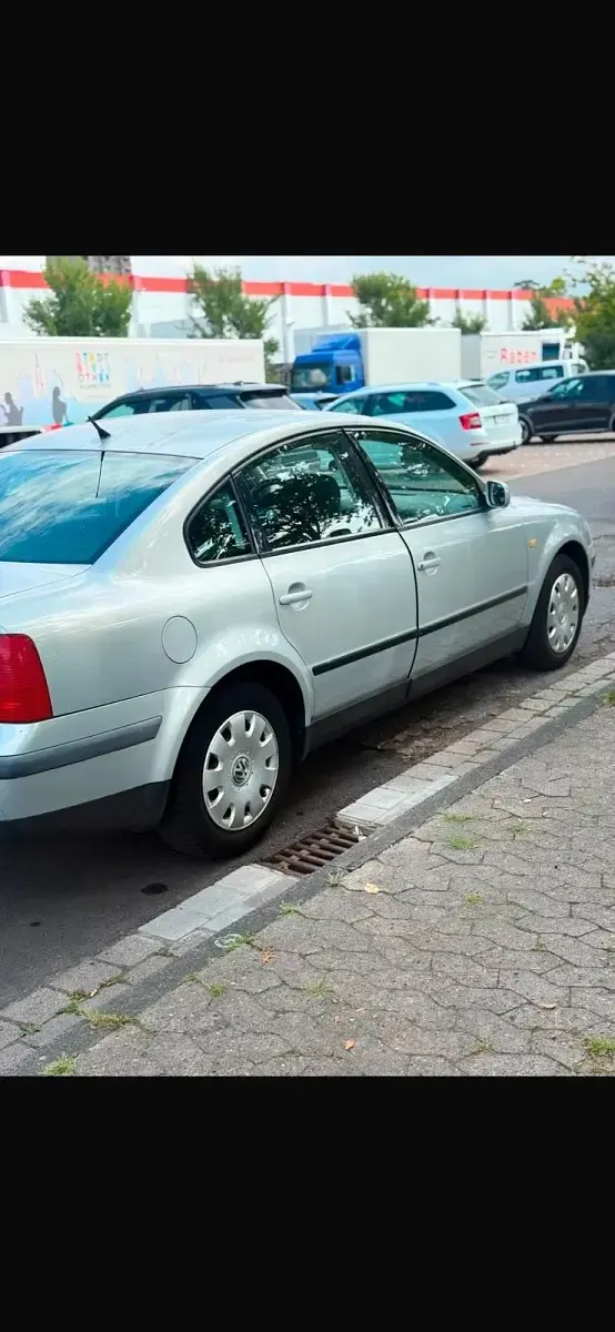 Gebraucht VW Passat 101 PS (74 kW) 2000 Grau Kombi