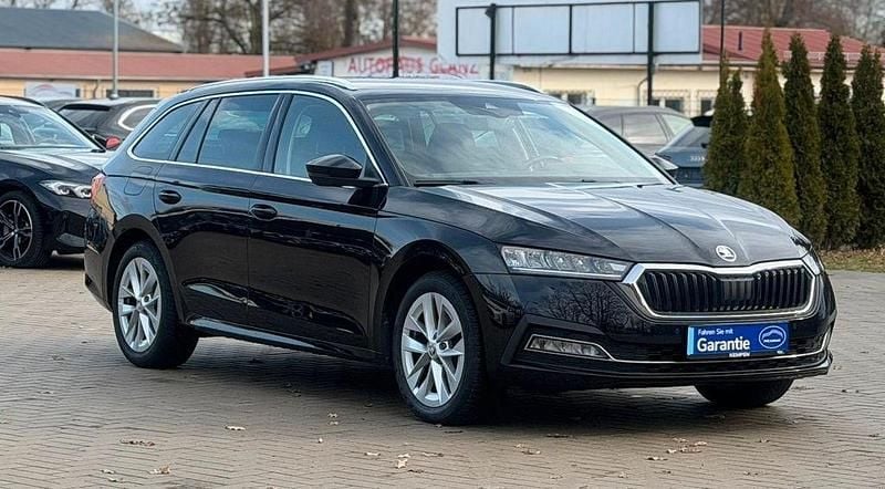 Usata Skoda Octavia Style 190 CV (139 kW) 2023 Nero Station wagon