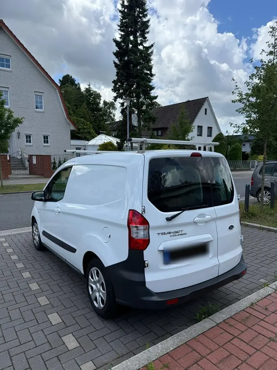Gebraucht Ford Transit 75 PS (55 kW) 2017 Weiß Van / Kleinbus