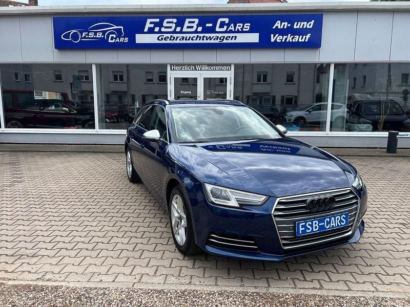 Blau Gebraucht 2018 Audi A4 Sport Kombi | 15.950 € (Guter Preis) - Bild 1/4