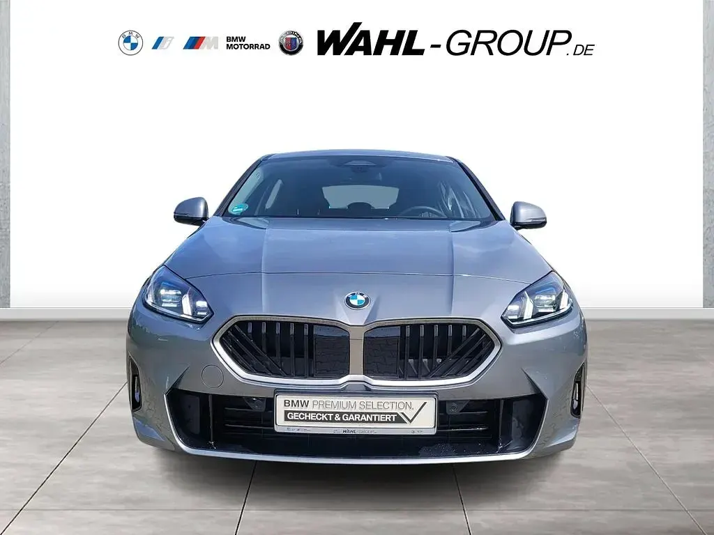 Gebraucht BMW 120 Performance 170 PS (125 kW) 2025 Skyscraper grau Kleinwagen