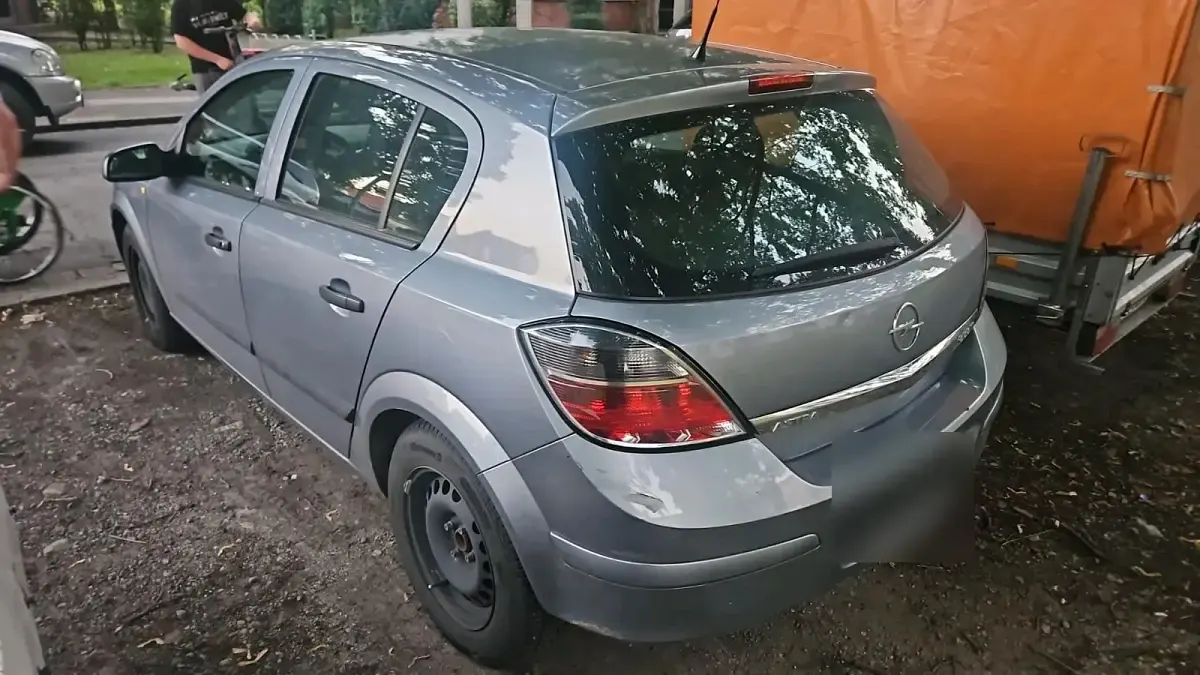 Gebraucht Opel Astra 89 PS (65 kW) 2009 Grau Kleinwagen