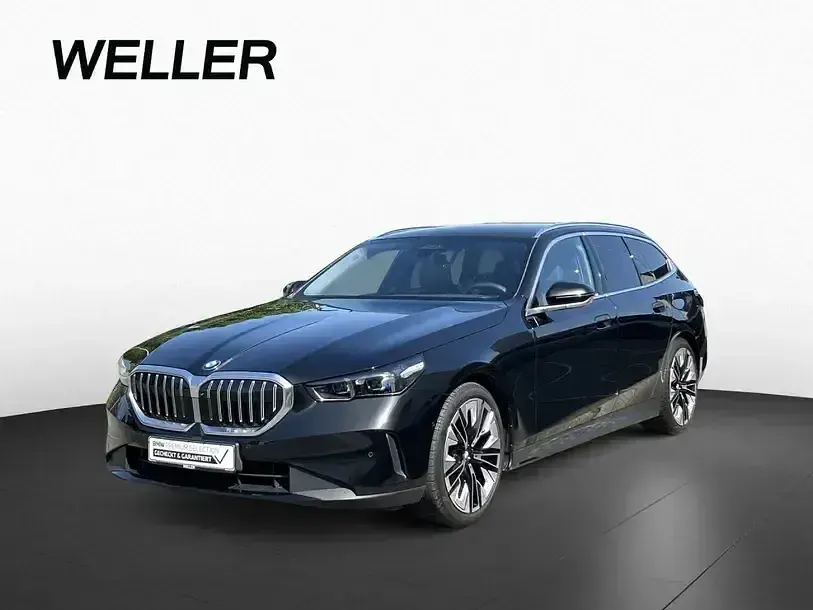 Gebraucht BMW 520 Comfort Edition 197 PS (144 kW) 2024 Black sapphire (schwarz) Kombi