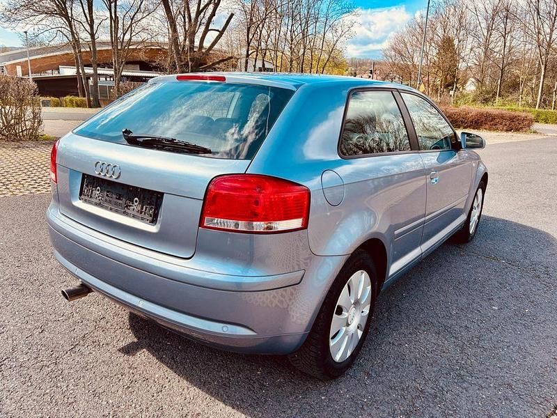 Gebraucht Audi A3 Ambiente 102 PS (75 kW) 2005 Silber Kleinwagen