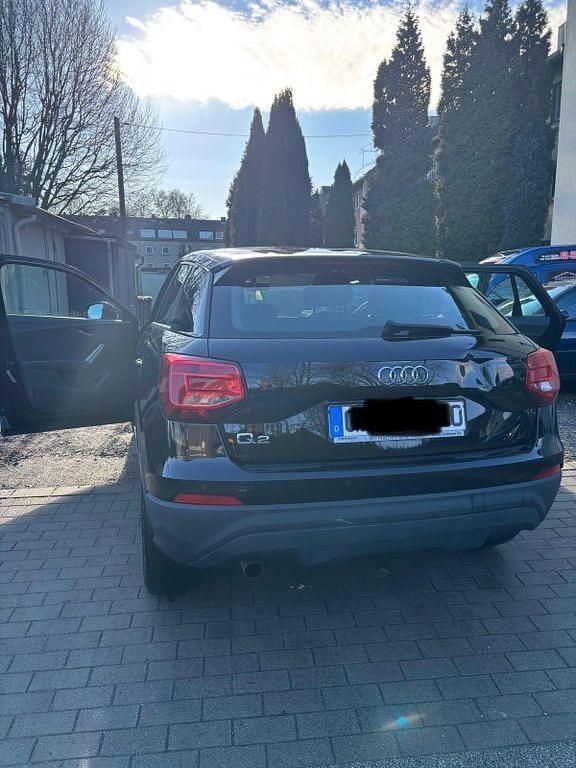 Gebraucht Audi Q2 116 PS (85 kW) 2018 Schwarz SUV