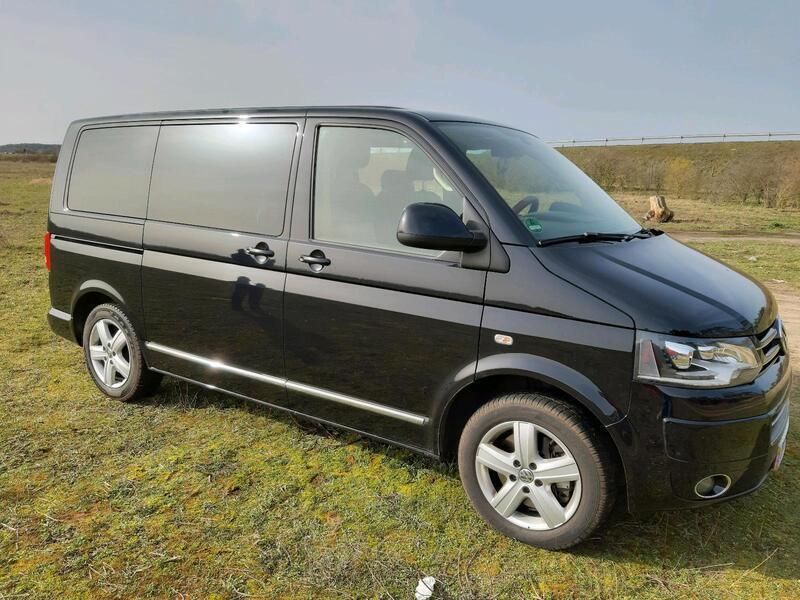 Schwarz Gebraucht 2014 VW T5 Highline Van | 20.999 € (Superpreis) - Bild 1/4