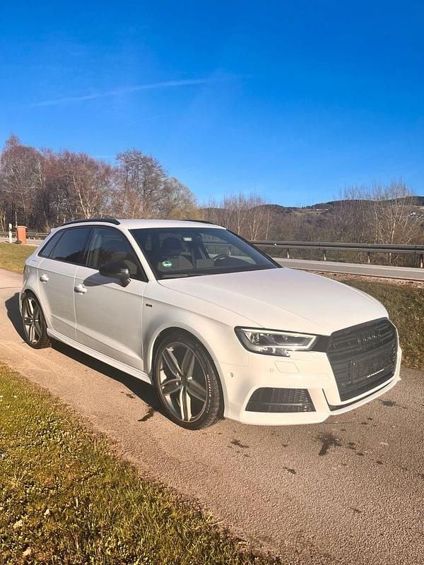 Gebraucht Audi A3 S-Line 150 PS (110 kW) 2018 Weiß Limousine