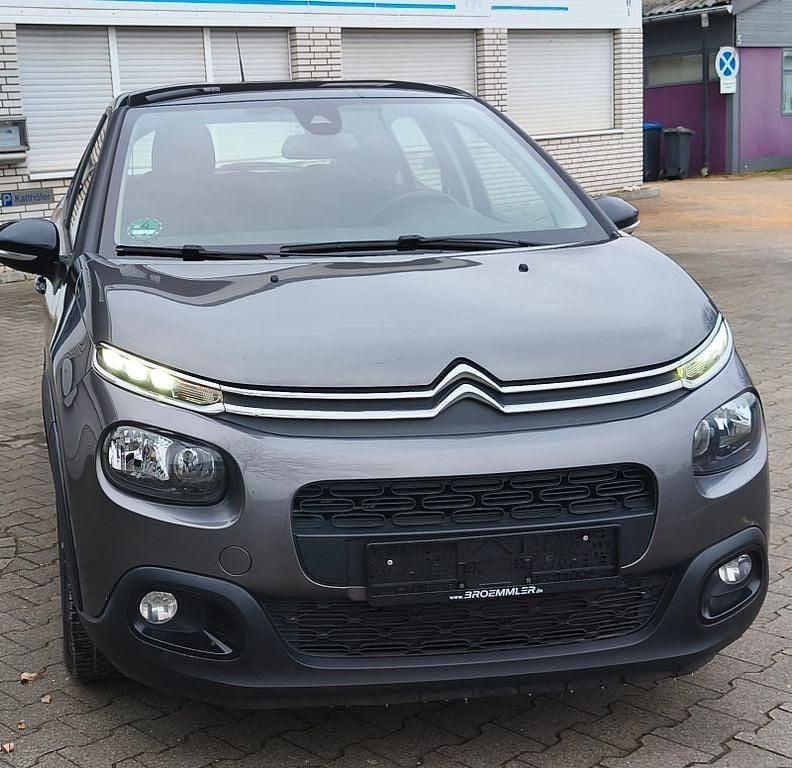 Gebraucht Citroën C3 Feel 83 PS (61 kW) 2020 Grau Limousine