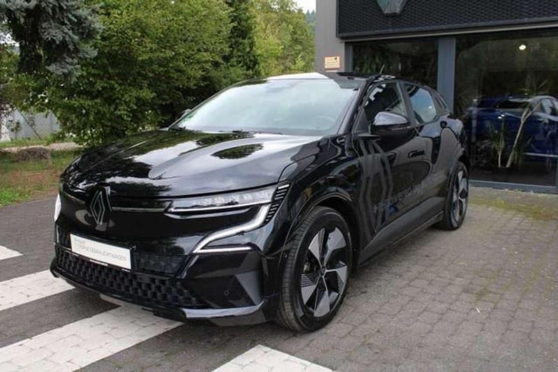 Second-hand Renault Megane E-Tech Evolution 160 kW (218 CP) 2023 Negru Berlinǎ