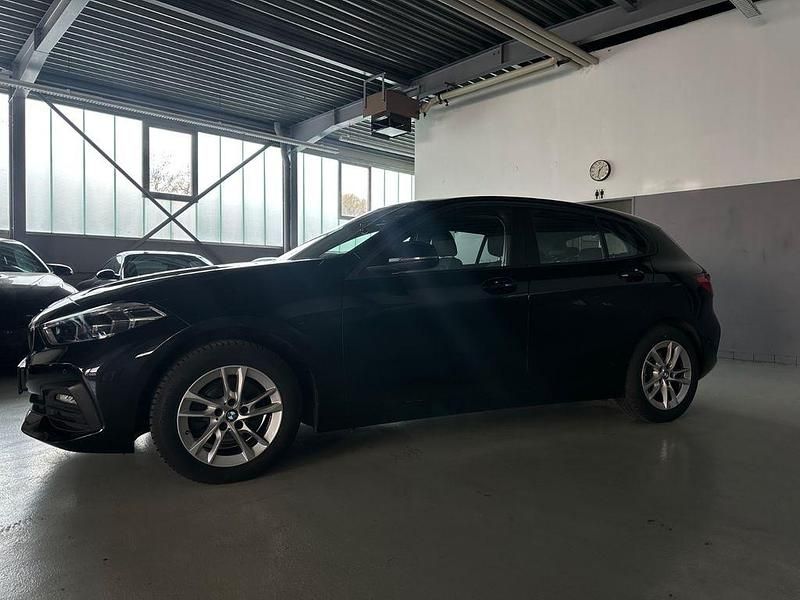 Gebraucht BMW 118 Advantage 150 PS (110 kW) 2020 Schwarz Kleinwagen