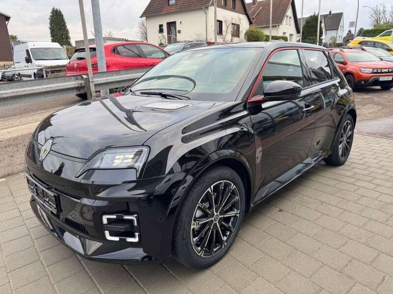 Black pearl Gebraucht 2024 Renault R5 Iconic Kleinwagen | 32.500 € (Fairer Preis) - Bild 1/4