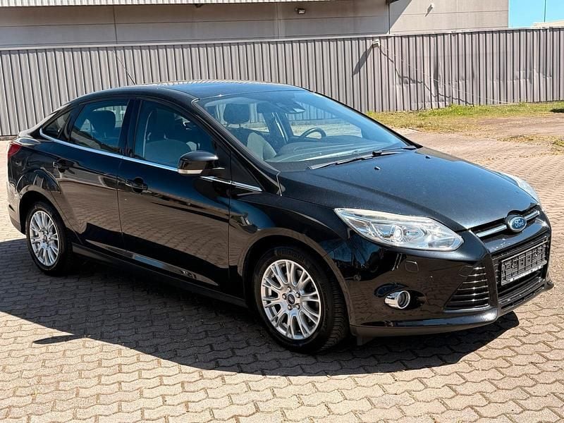 Usata Ford Focus 183 CV (134 kW) 2011 Nero Berlina