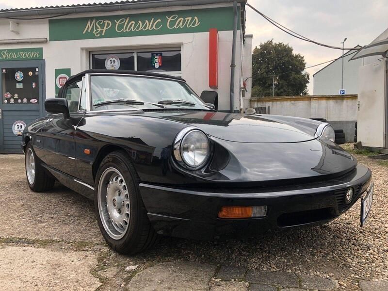 Schwarz Gebraucht 1991 Alfa Romeo Spider Cabrio | 22.950 € - Bild 1/4