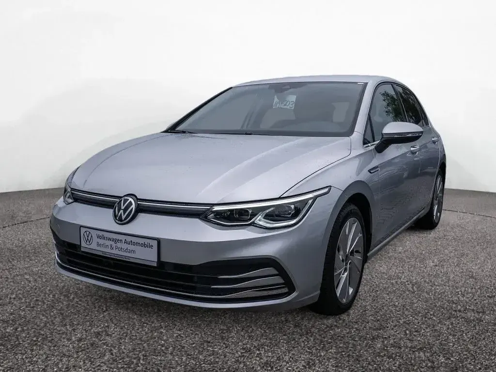 Gebraucht VW Golf VIII Style 150 PS (110 kW) 2020 Silber Limousine
