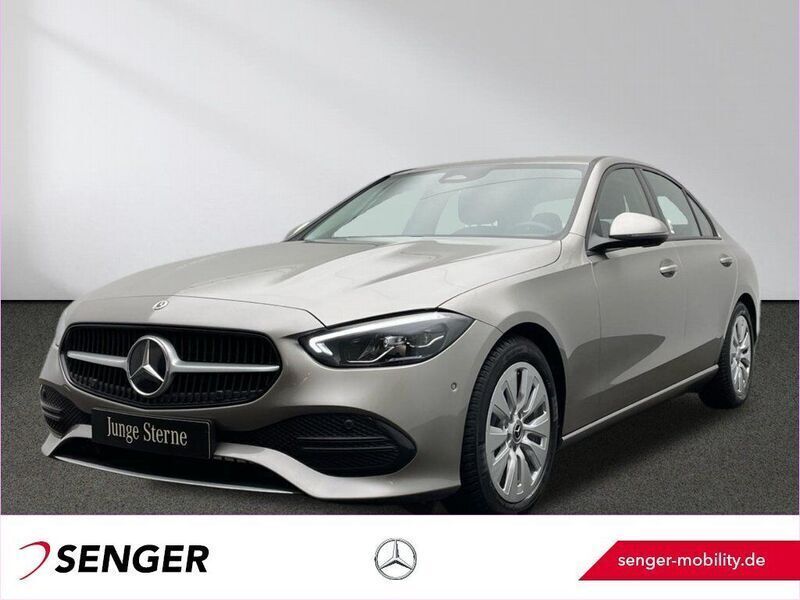 Silber Gebraucht 2023 Mercedes C180 Limousine | 33.740 € (Fairer Preis) - Bild 1/4