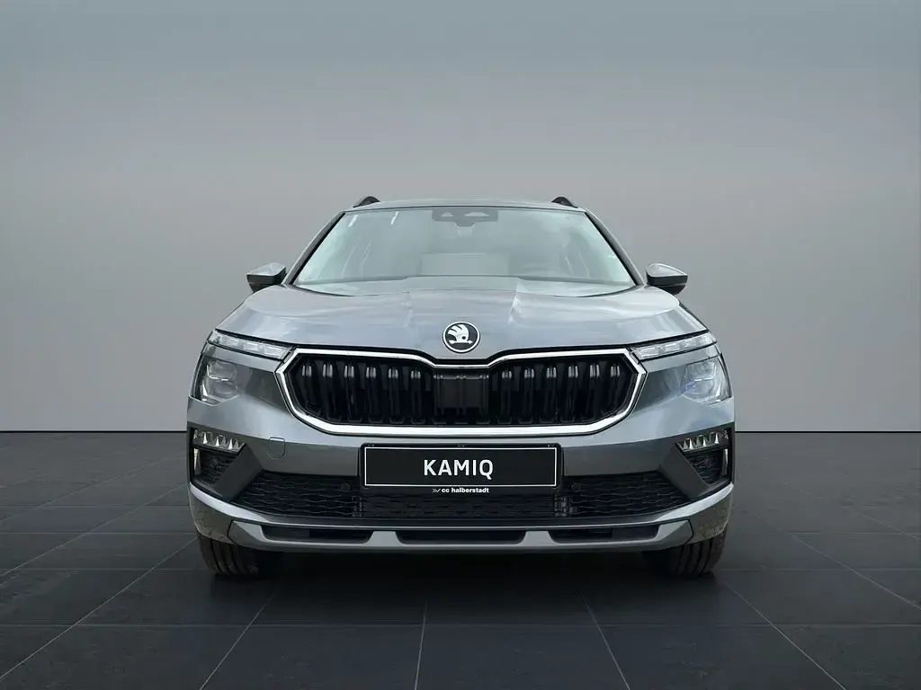 Neu Skoda Kamiq 116 PS (85 kW) 2026 Grau SUV