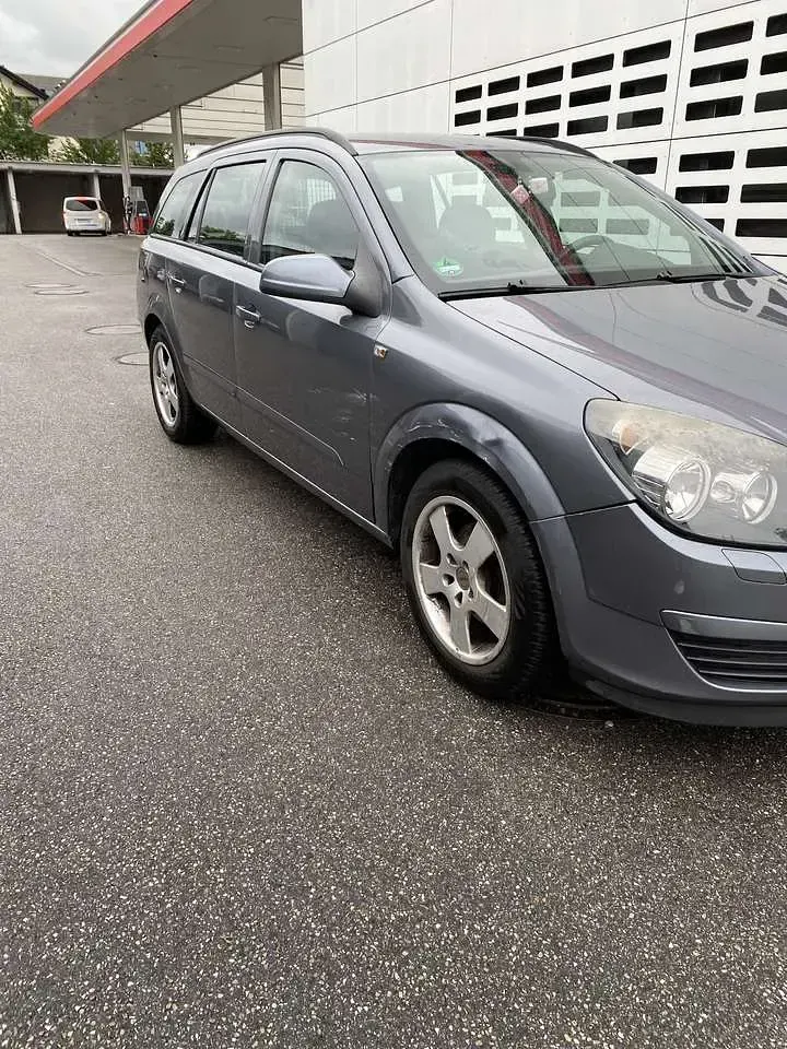 Gebraucht Opel Astra 125 PS (91 kW) 2005 Grau Kombi