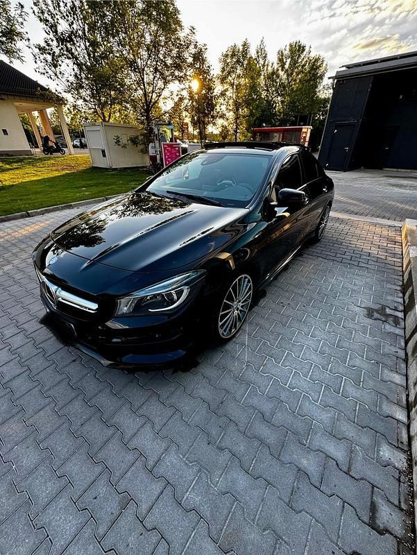 Schwarz Gebraucht 2014 Mercedes CLA45 AMG AMG Coupé | 20.000 € (Guter Preis) - Bild 1/4
