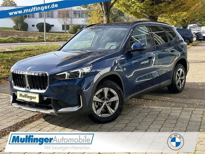 Phytonic blau Gebraucht 2024 BMW X1 Sport Line SUV | 37.900 € (Guter Preis) - Bild 1/4
