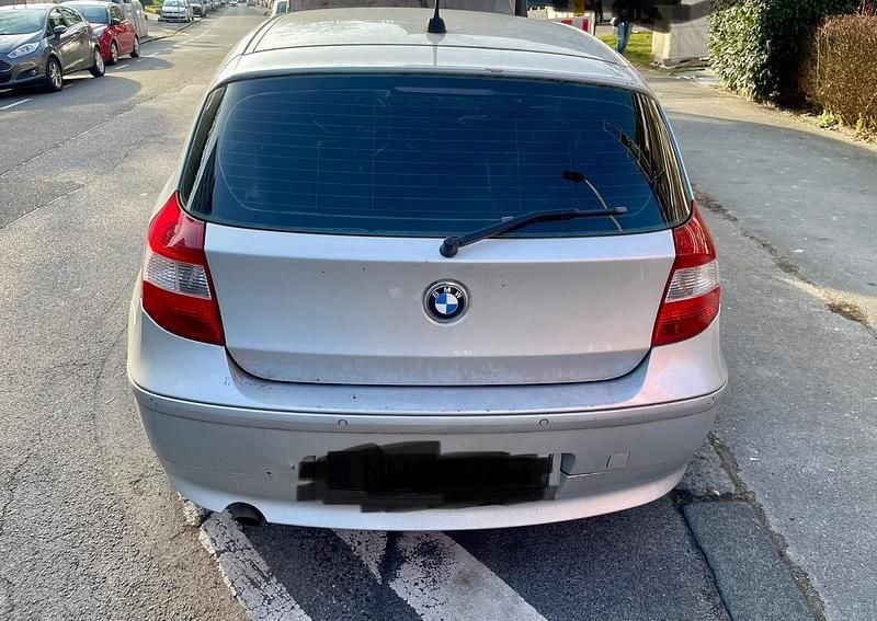 Gebraucht BMW 116 116 PS (85 kW) 2006 Silber Kleinwagen