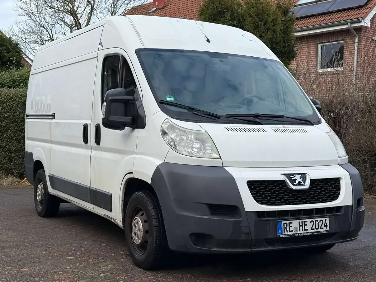Gebraucht Peugeot Boxer Avantage 131 PS (96 kW) 2014 Weiß Van