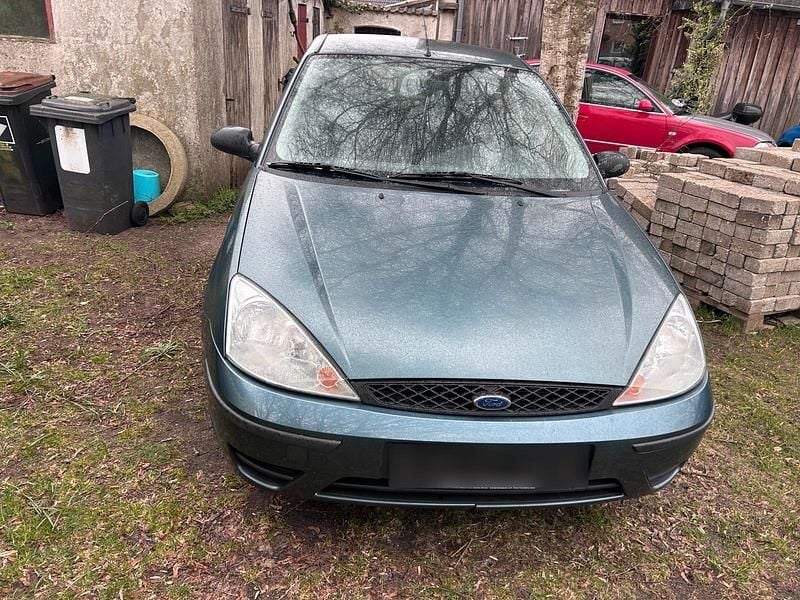 Second-hand Ford Focus 75 CP (55 kW) 2002 Berlinǎ