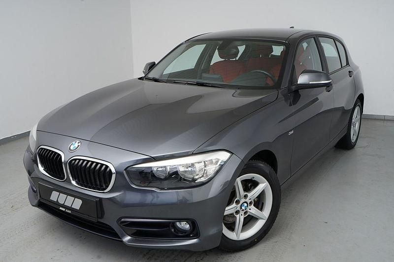 Gebraucht BMW 118 Sport Line 136 PS (100 kW) 2017 Grau Kleinwagen