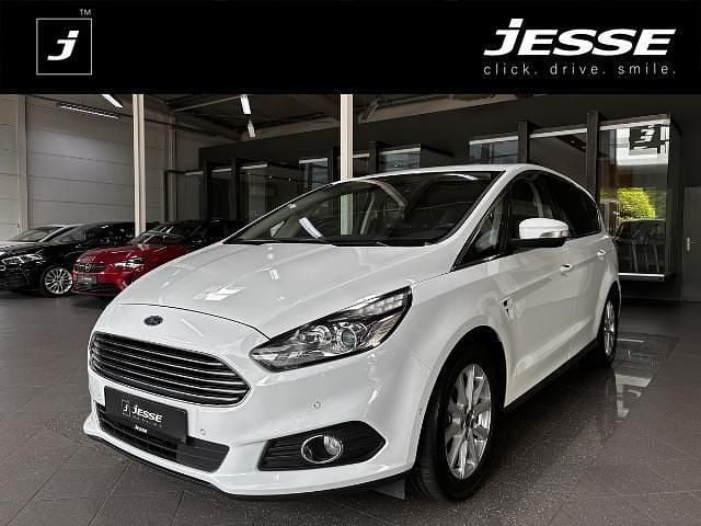 Frostweiß Gebraucht 2016 Ford S-MAX Titanium Van / Kleinbus | 15.990 € (Guter Preis) - Bild 1/4