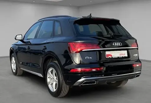 Gebraucht Audi Q5 Basis 204 PS (150 kW) 2024 Mythosschwarz metallic SUV