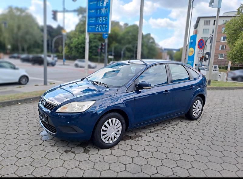 Blau Gebraucht 2009 Ford Focus Limousine | 2.199 € (Superpreis) - Bild 1/4