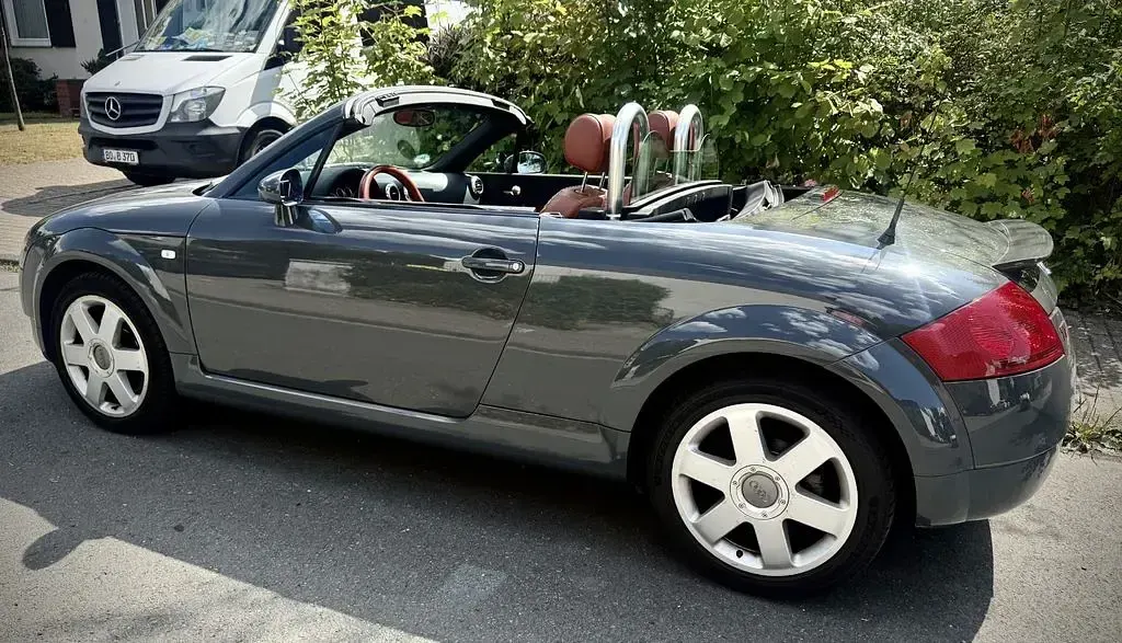 Gebraucht Audi TT Roadster Sport 179 PS (131 kW) 1999 Grau Cabrio
