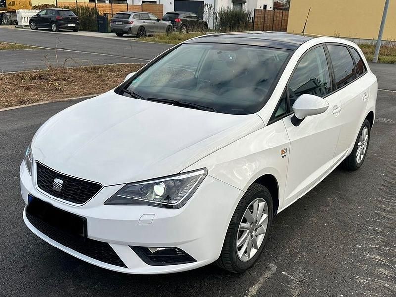 Weiß Gebraucht 2013 Seat Ibiza Limousine | 5.300 € (Etwas zu teuer) - Bild 1/4