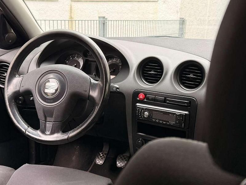Second-hand Seat Ibiza Fresh 75 CP (55 kW) 2004 Hatchback