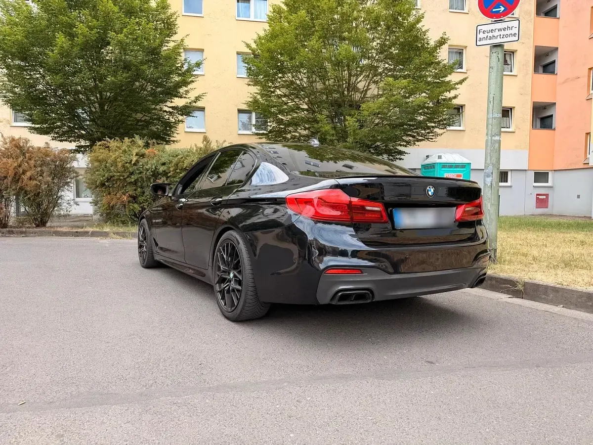 Gebraucht BMW M550 462 PS (339 kW) 2018 Schwarz Limousine