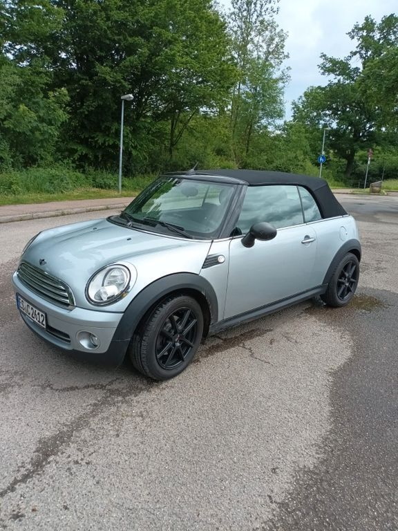 Silber Gebraucht 2010 Mini One Cabriolet Cabrio | 7.800 € (Fairer Preis) - Bild 1/4