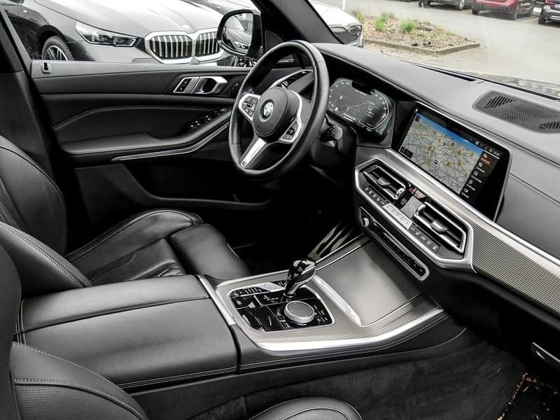 Gebraucht BMW X5 M Sport 530 PS (389 kW) 2023 Schwarz SUV