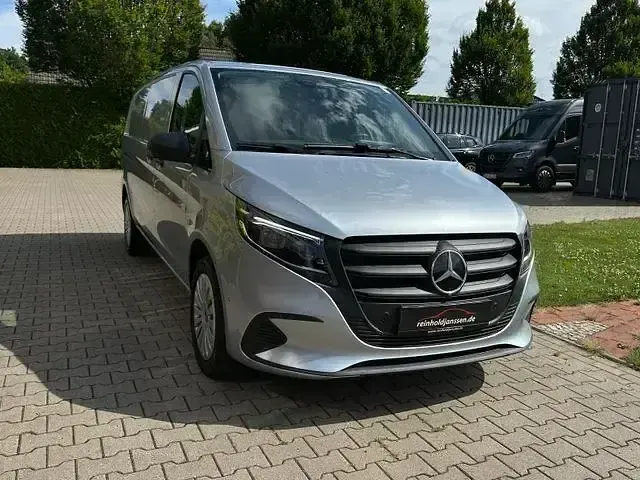 Gebraucht Mercedes Vito 163 PS (119 kW) 2025 Andere Van